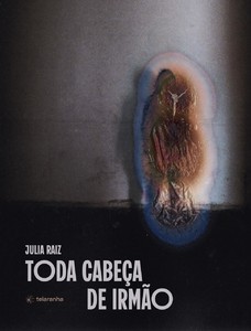 Toda cabeça de irmão