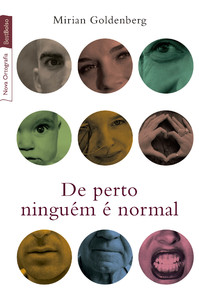 De perto ninguém é normal (edição de bolso)